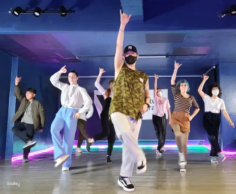 K-Pop Dance Class in Gangnam, Seoul with Video Shooting & Editing | South Korea