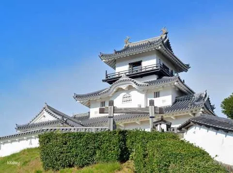 Kakegawa Castle and Sake Shibori 1Day Private with Local Train